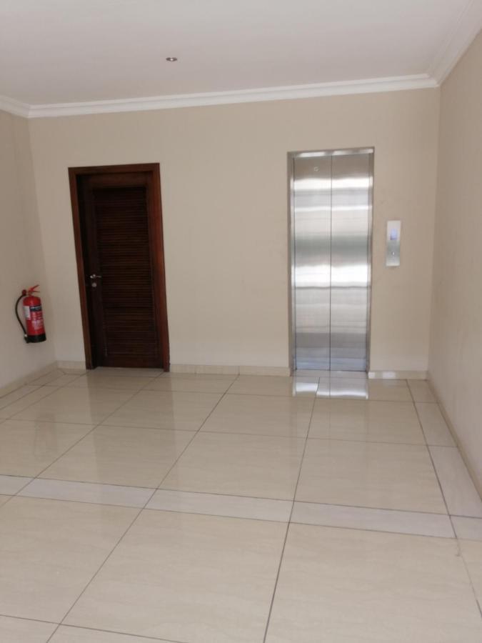 Tricia'S Place - One Family At A Time Apartment Accra Bagian luar foto
