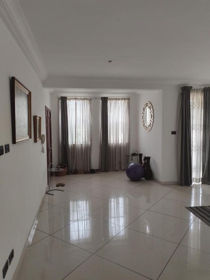 Tricia'S Place - One Family At A Time Apartment Accra Bagian luar foto