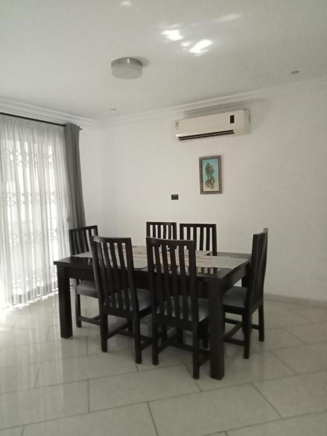 Tricia'S Place - One Family At A Time Apartment Accra Bagian luar foto