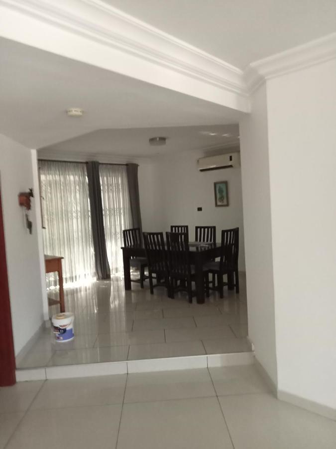 Tricia'S Place - One Family At A Time Apartment Accra Bagian luar foto
